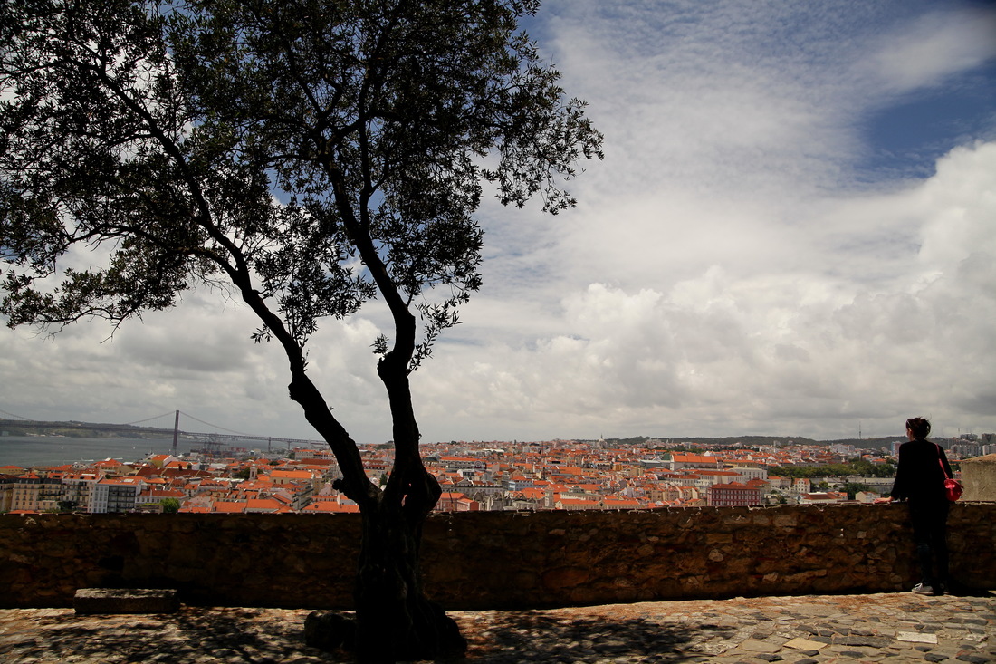 La vue incroyable sur la ville depuis le château de São Jorge...